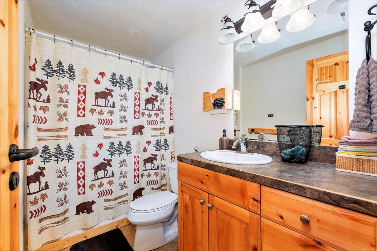 The Hideaway Lodge *