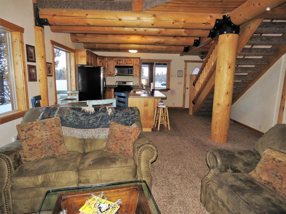The Hideaway Lodge Island Park