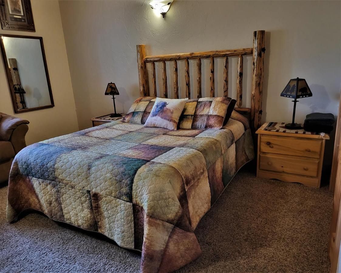 The Hideaway Lodge